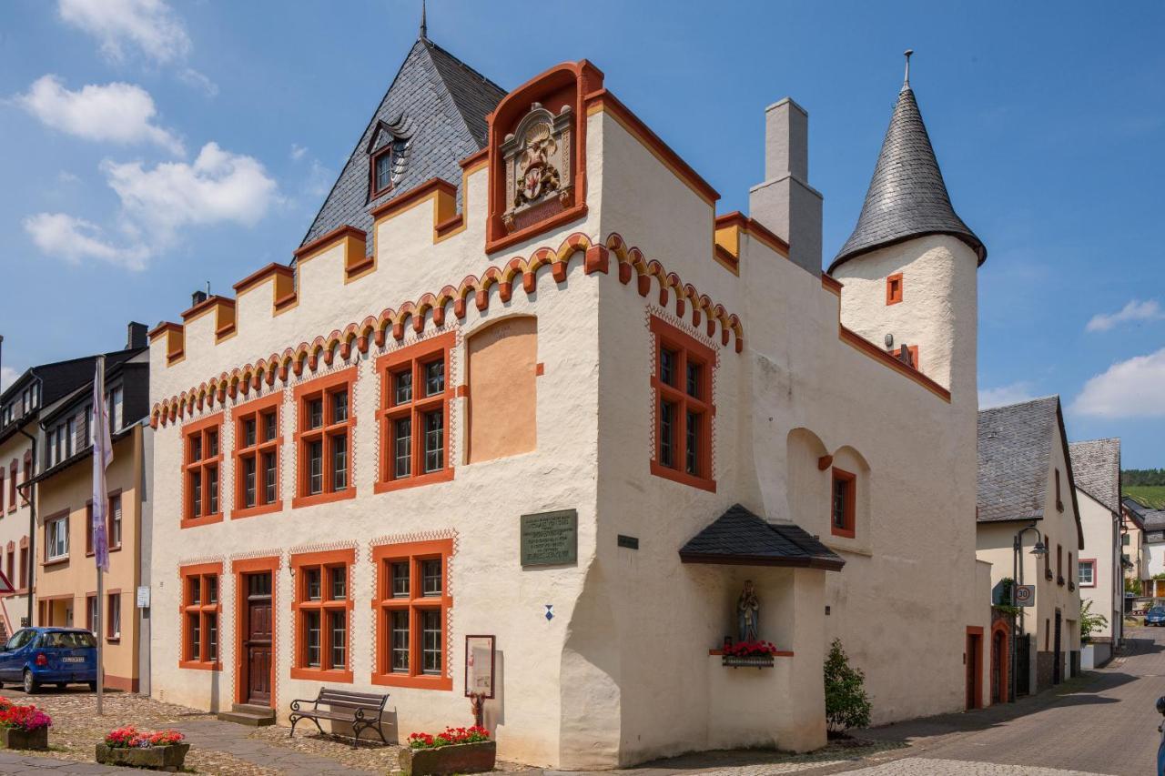 Hotel Zur Post مولهايم ان دور موسيل المظهر الخارجي الصورة