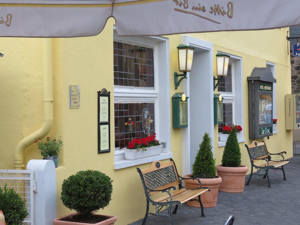 Hotel Zur Post مولهايم ان دور موسيل المظهر الخارجي الصورة